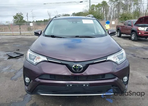 2018 Toyota Rav4 Xle z USA, uszkodzony, nr VIN 2T3RFREV1JW736845
